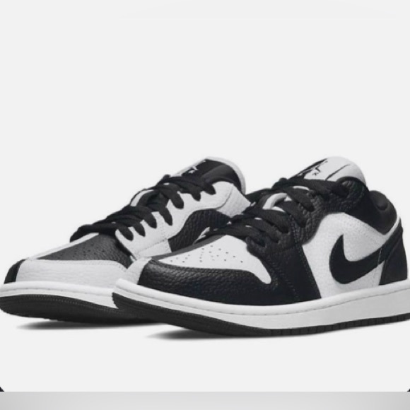 10.5M/12W Jordan 1 Low Split - Picture 2 of 3